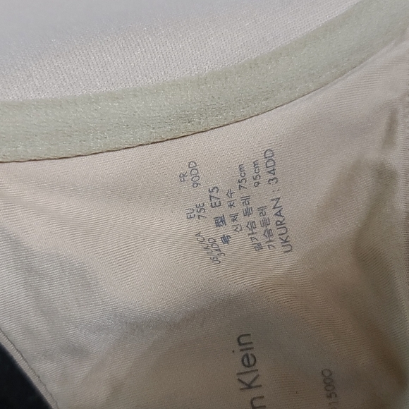 Calvin Klein Bra 34DD - Picture 3 of 4